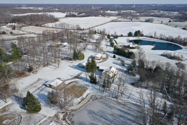 $974,900 | 25162 County Road 900 South, Batesville, IN 47006