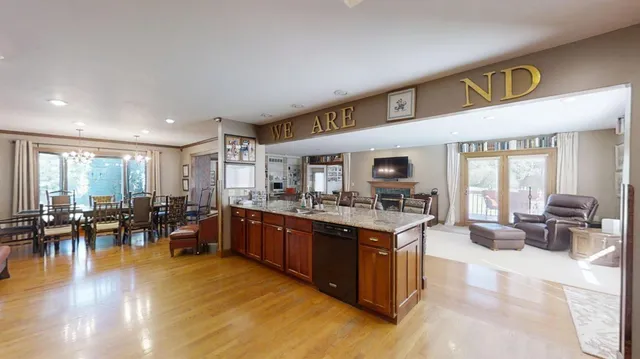 $974,900 | 25162 County Road 900 South, Batesville, IN 47006