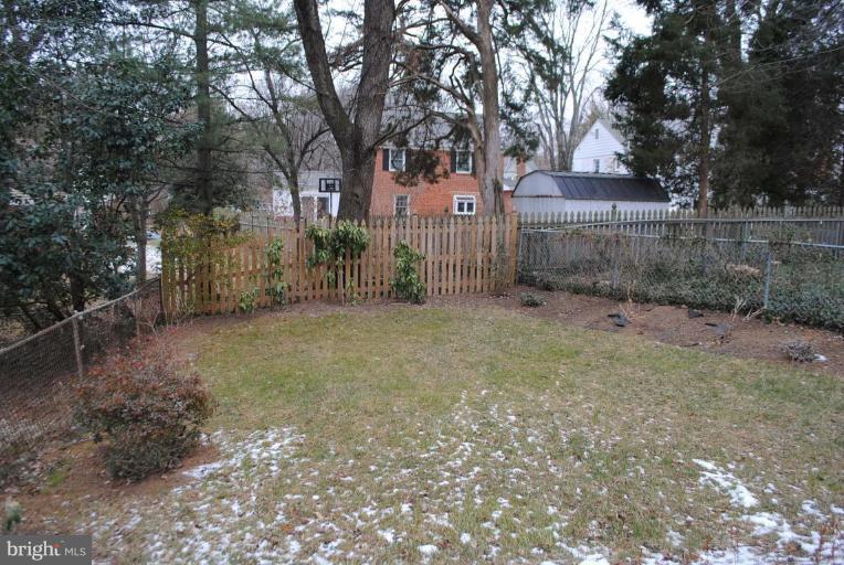 9510 Ocala Street Silver Spring, MD 20901 - Photo 14 of 21 Back yard
