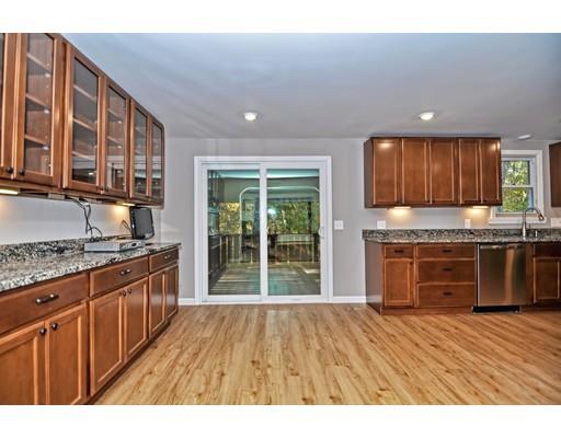 72 Lincoln Road Sutton, MA 01590 - Photo 4 of 27
