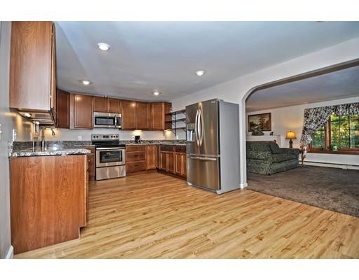 72 Lincoln Road Sutton, MA 01590 - Photo 7 of 27