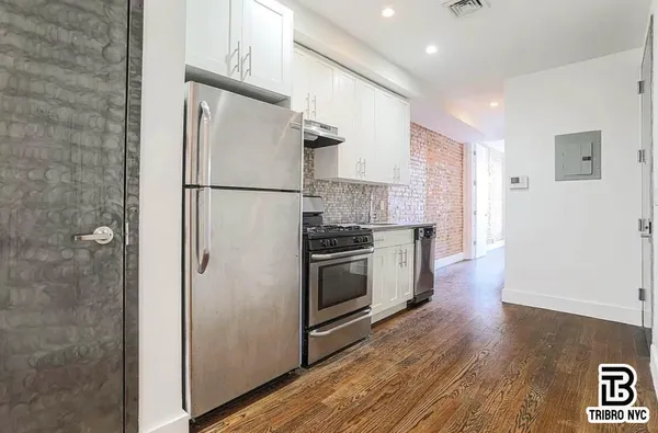 $3,600 | 558 Kosciuszko Street, Unit 2R | Bedford-Stuyvesant