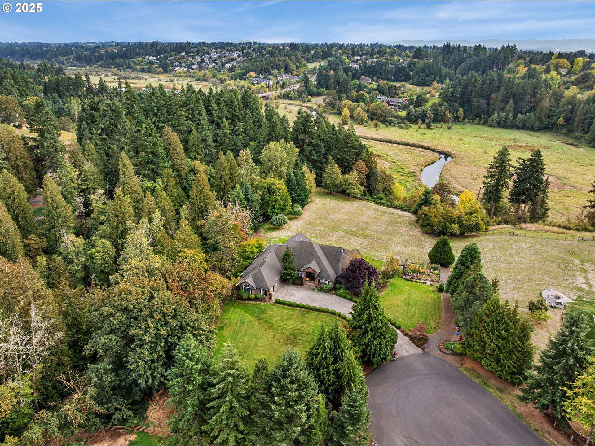 3901 Northwest 150th Circle Vancouver, WA 98685 - Photo 42 of 48 a view of a city