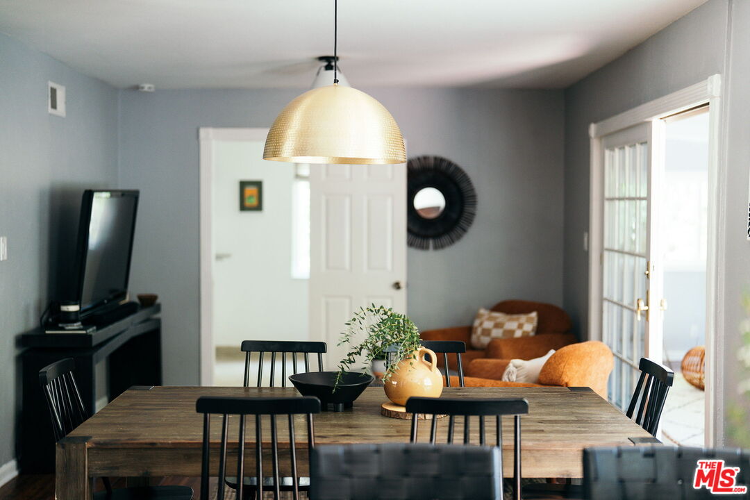 2436 Fairmount Avenue La Crescenta, CA 91214 - Photo 14 of 68