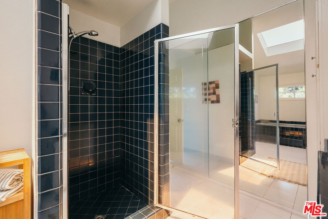 2436 Fairmount Avenue La Crescenta, CA 91214 - Photo 40 of 68