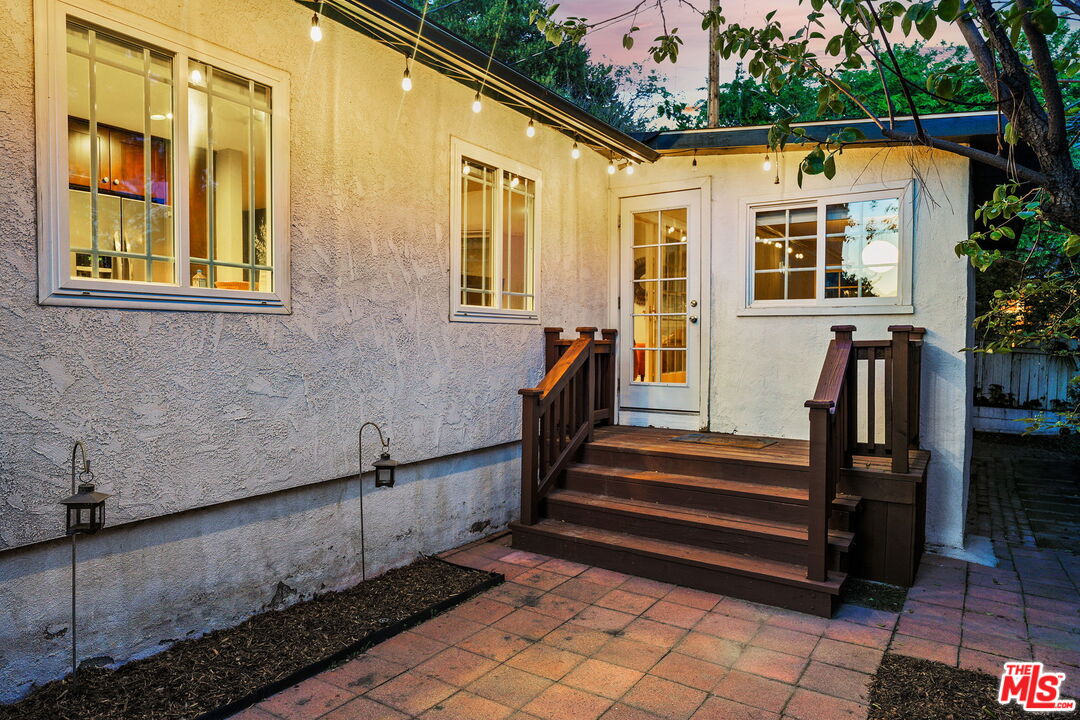 2436 Fairmount Avenue La Crescenta, CA 91214 - Photo 52 of 68