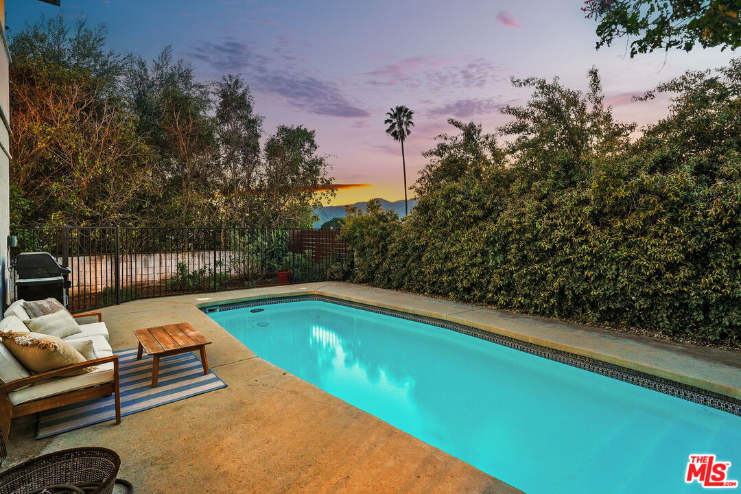 2436 Fairmount Avenue La Crescenta, CA 91214 - Photo 55 of 68