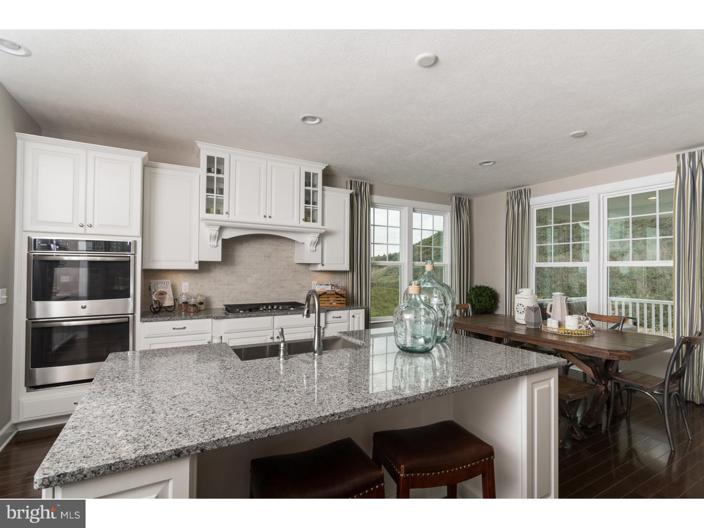 739 Stonecliffe Road Malvern, PA 19355 - Photo 4 of 10