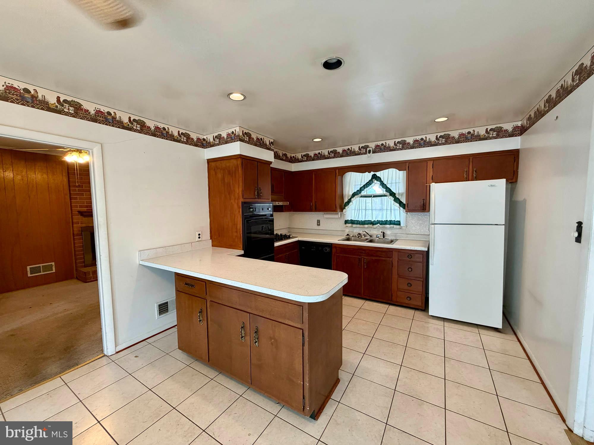 8327 Old Harford Road Baltimore, MD 21234 - Photo 11 of 23 Gallery Image 11