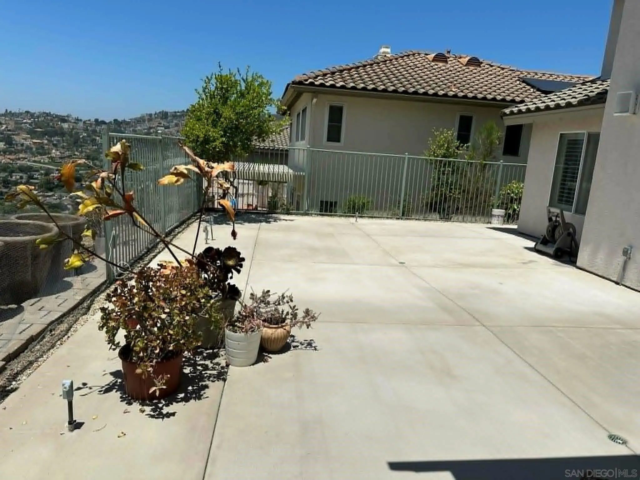2552 Valley Waters Court Spring Valley, CA 91978 - Photo 8 of 21