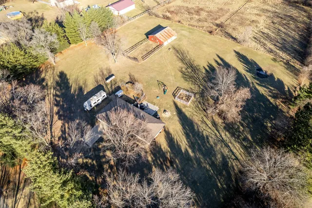 $400,000 | 16285 Cannell Road, Rockton, IL 61072