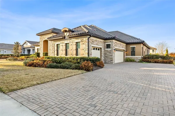 $975,000 | 14715 Fishhawk Preserve Drive, Lithia, FL 33547