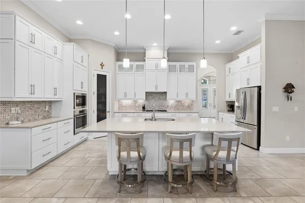 $975,000 | 14715 Fishhawk Preserve Drive, Lithia, FL 33547