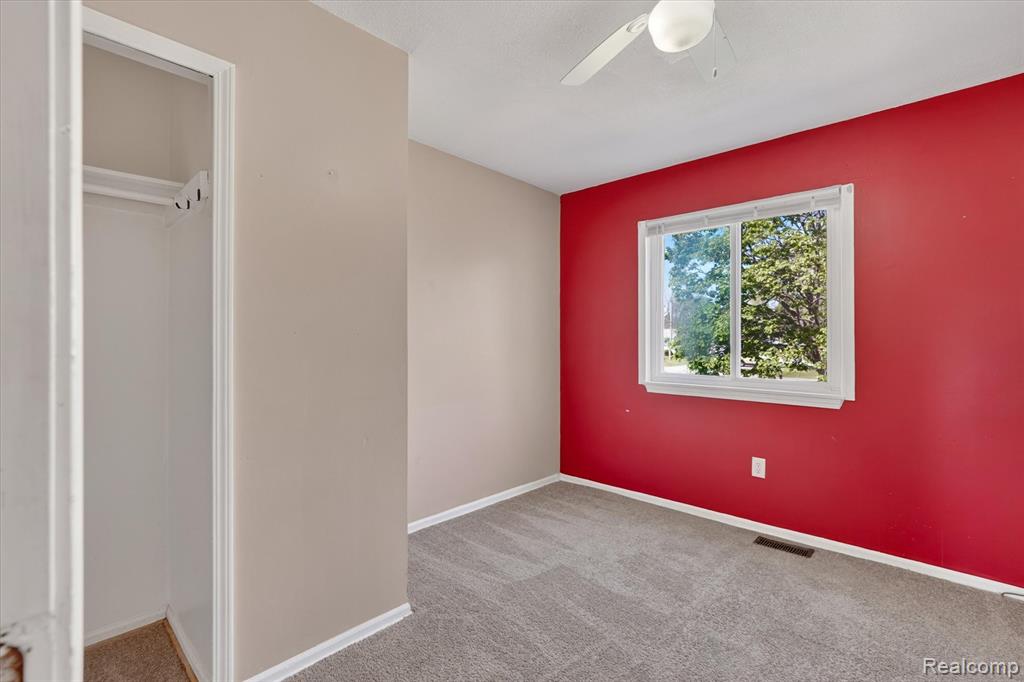 4450 North Vassar Road Flint, MI 48506 - Photo 17 of 37