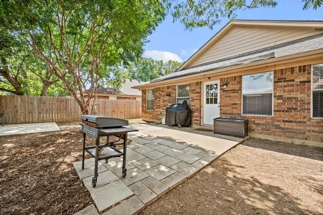 $330,000 | 7636 Misty Ridge Drive North, Fort Worth, TX 76137