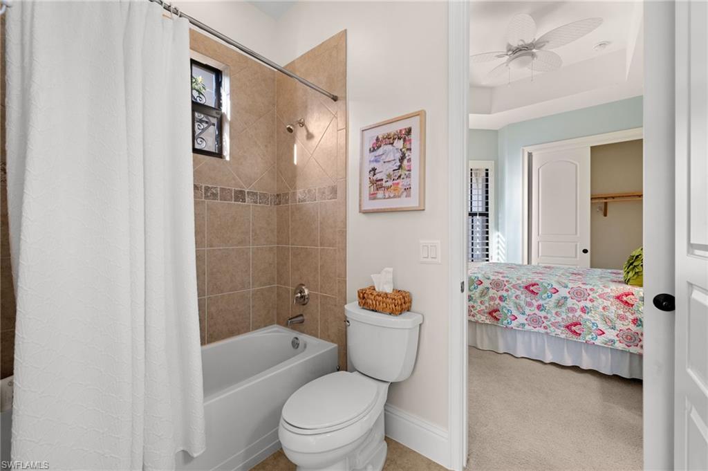 8000 Cordoba Place Naples, FL 34113 - Photo 19 of 40 Jack n Jill bath