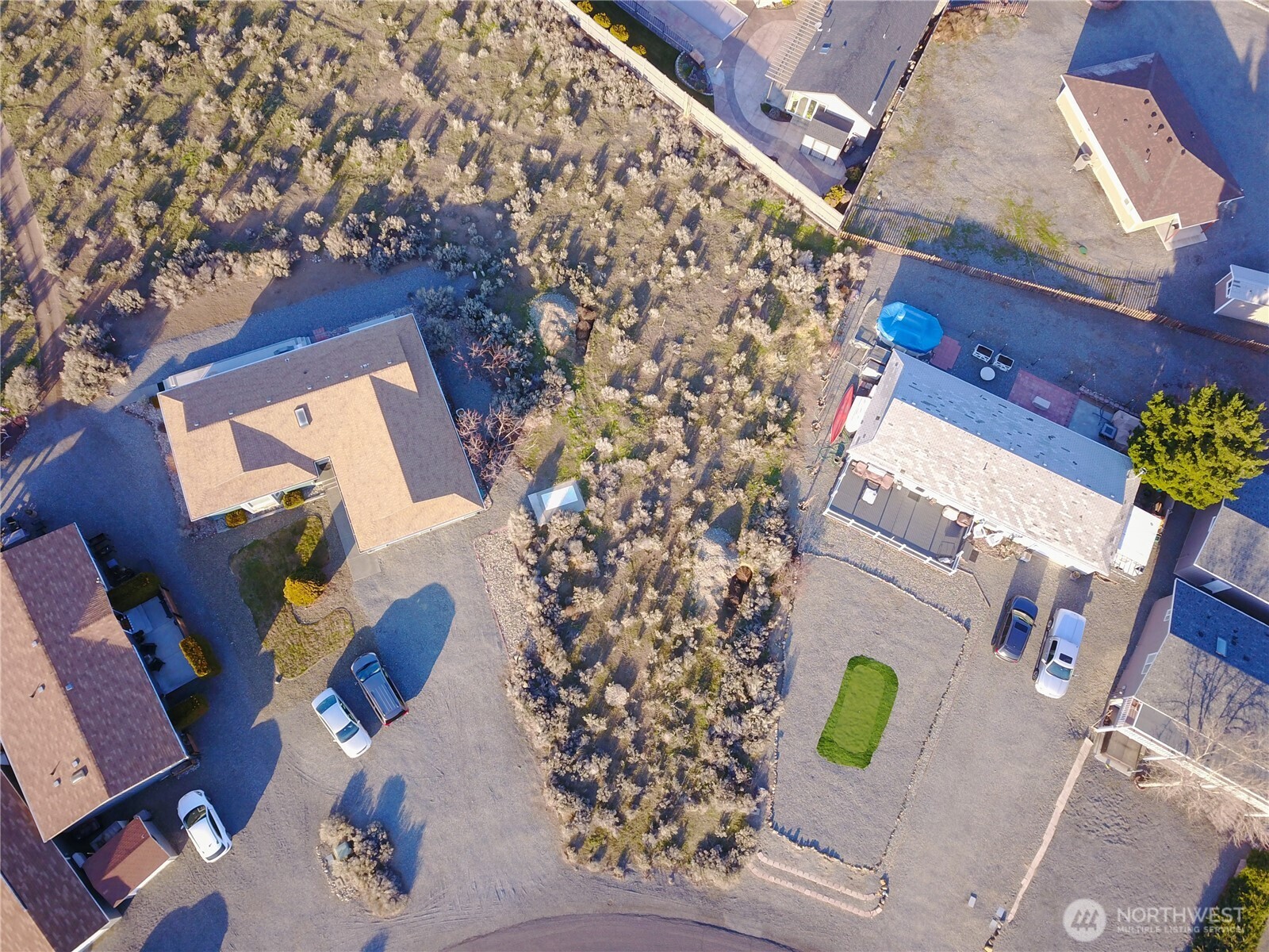 416 Autumn Loop Mattawa, WA 99349 - Photo 11 of 13 view of a entryway