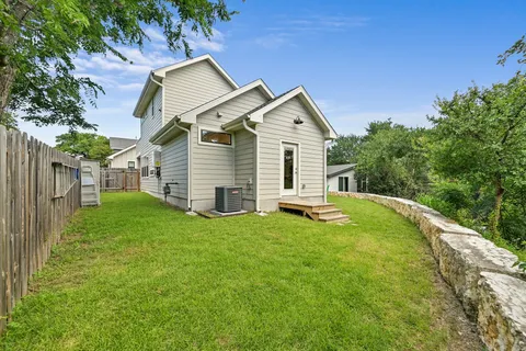$525,000 | 1312 East M. Franklin Avenue, Unit 2, Austin, TX 78721