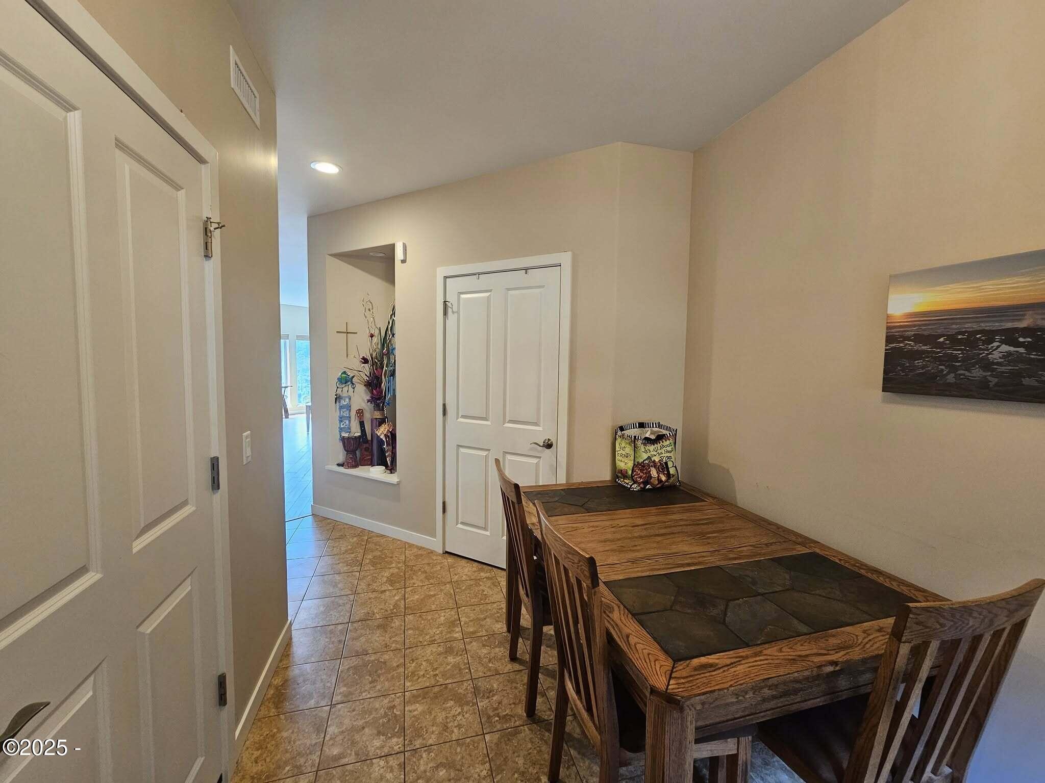 503 Center Way Yachats, OR 97498 - Photo 4 of 17