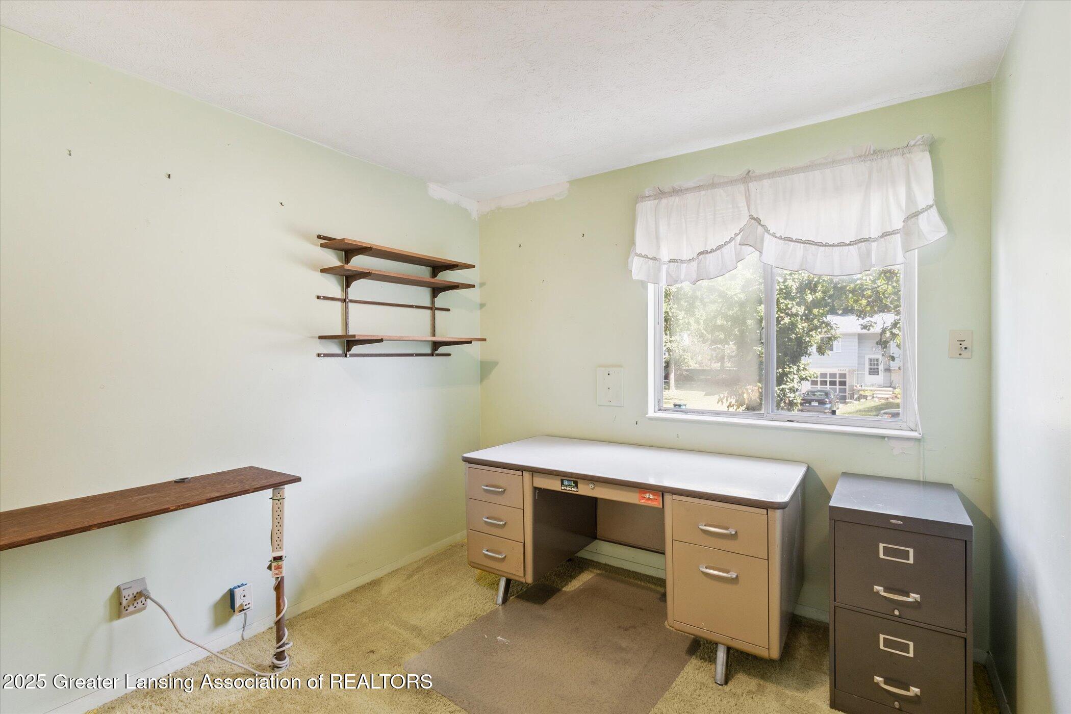 3024 Norwich Road Lansing, MI 48911 - Photo 17 of 38 19-3024-Norwich-Rd-Lansing-MI-48911-Wind