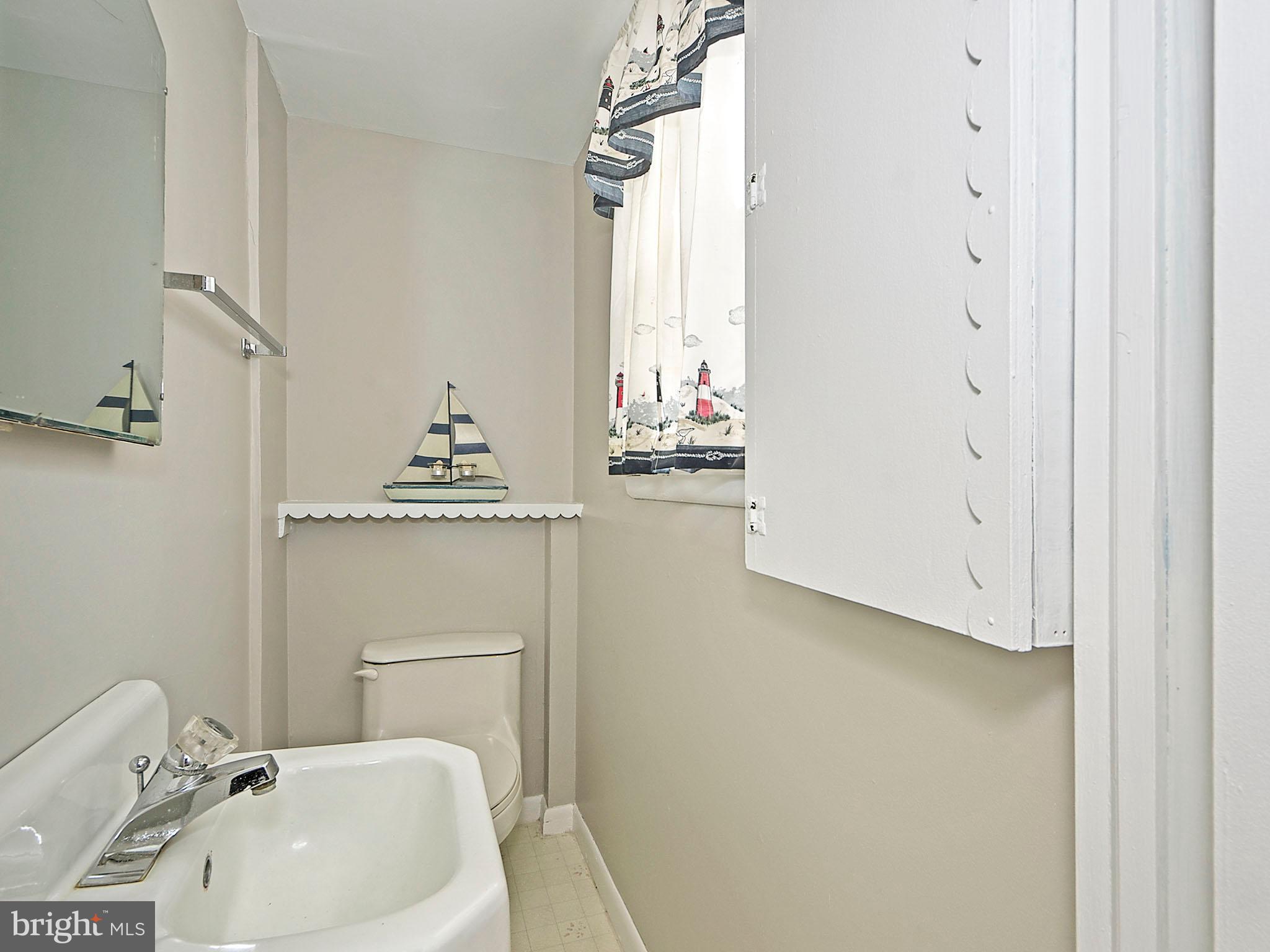 304 Waverly Road Wilmington, DE 19803 - Photo 11 of 19 Gallery Image 11