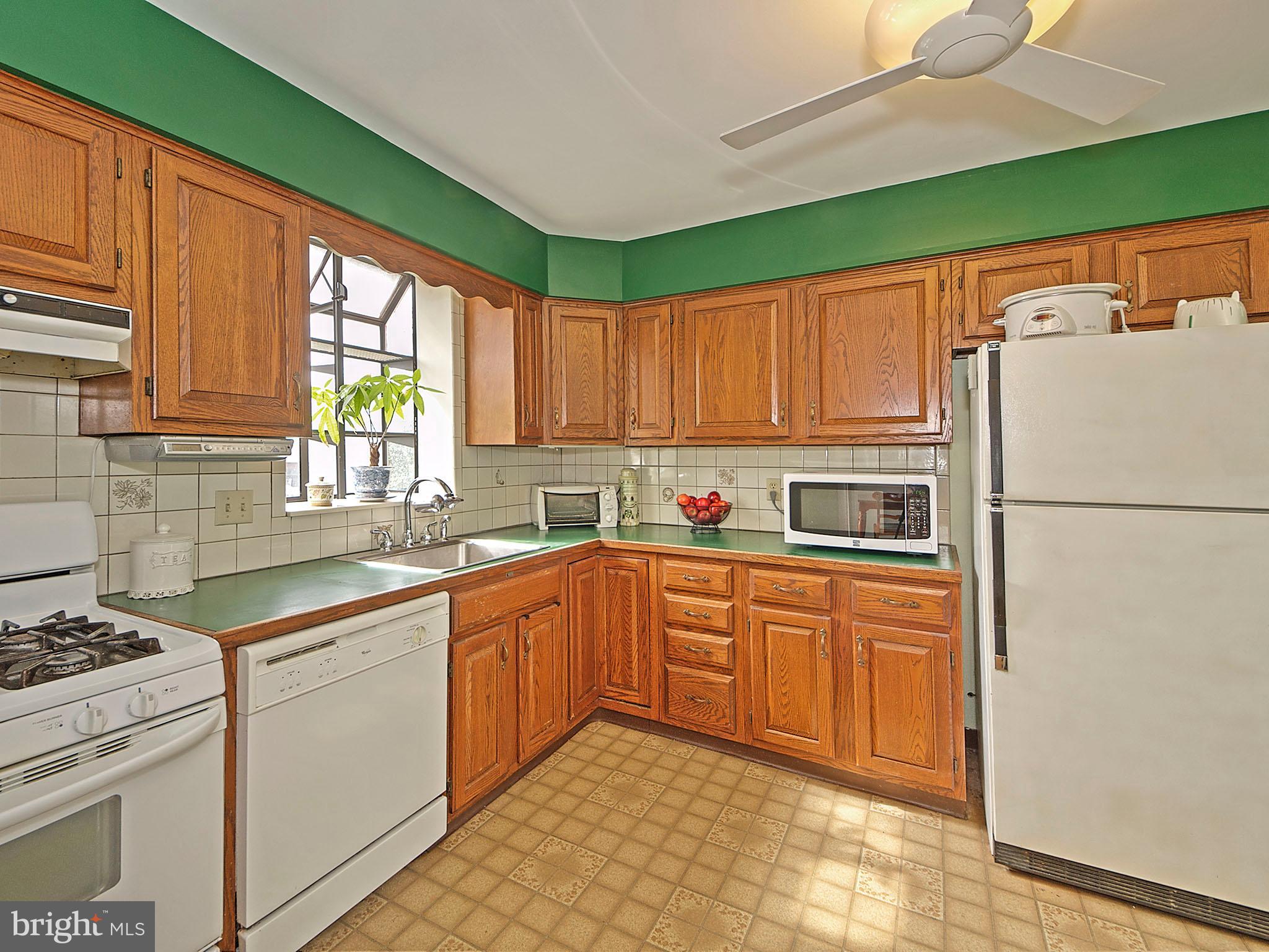 304 Waverly Road Wilmington, DE 19803 - Photo 6 of 19 Gallery Image 6