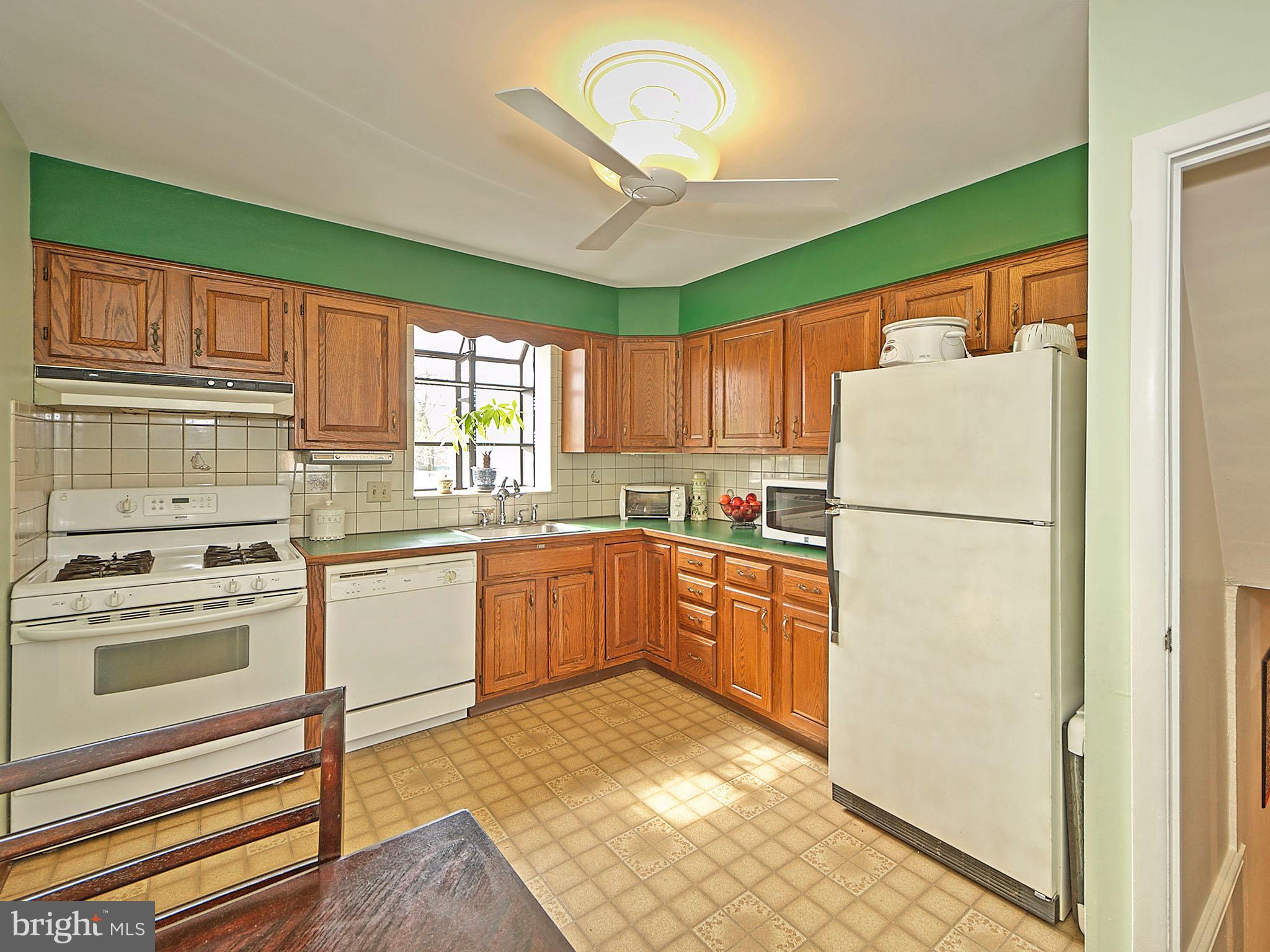304 Waverly Road Wilmington, DE 19803 - Photo 7 of 19 Gallery Image 7