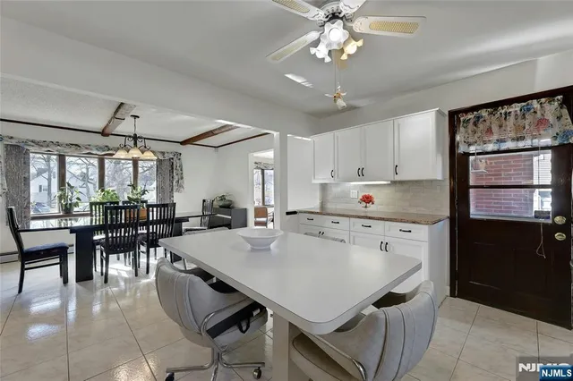 $999,999 | 4 Highfield Court, Wayne, NJ 07470