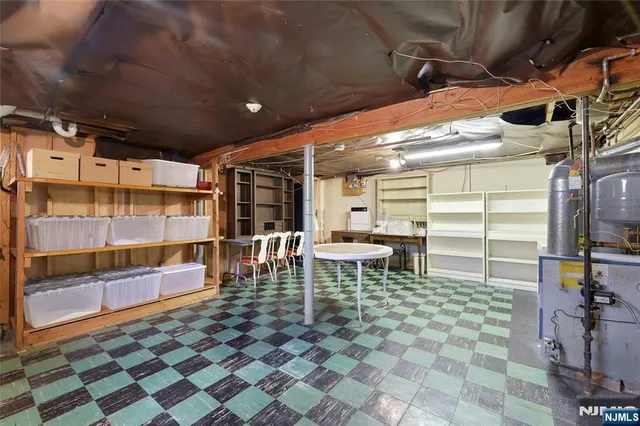 $999,999 | 4 Highfield Court, Wayne, NJ 07470