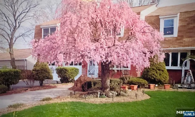 $999,999 | 4 Highfield Court, Wayne, NJ 07470