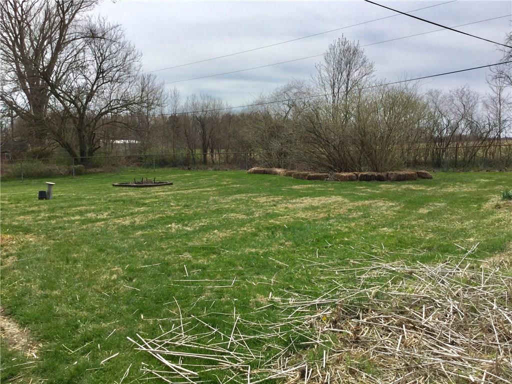 11185 North Division Road Fountaintown, IN 46130 - Photo 10 of 22