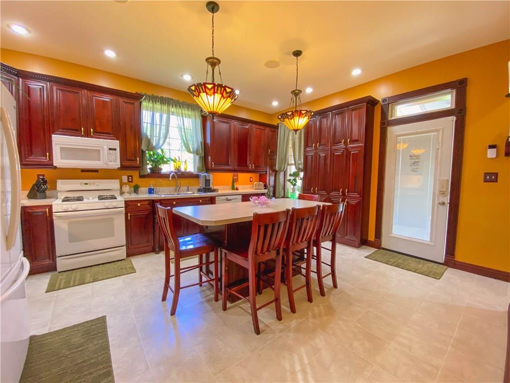 5111 Rochester Road New Brighton, PA 15066 - Photo 2 of 25