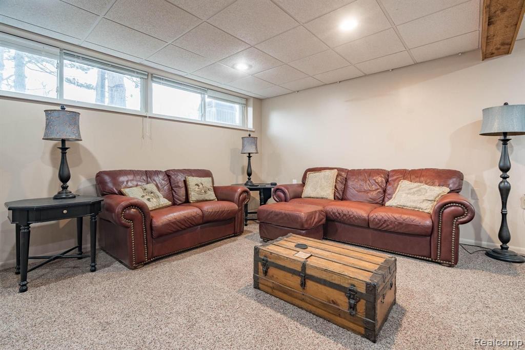 210 Donegal Drive Rochester Hills, MI 48309 - Photo 30 of 48