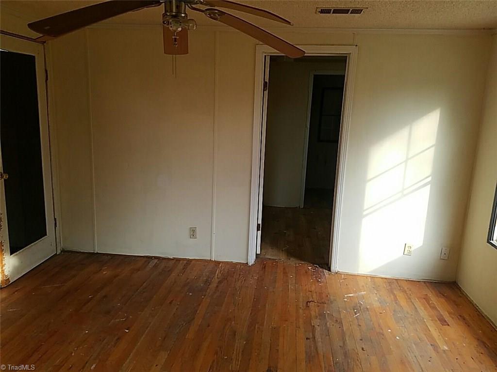 1224 Dobbins Mill Road Elkin, NC 28621 - Photo 3 of 7 Gallery Image 3