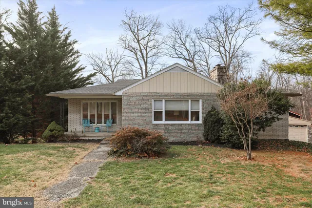 $439,900 | 9714 Crystal Falls Drive, Hagerstown, MD 21740