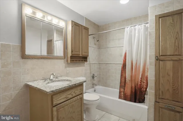 $439,900 | 9714 Crystal Falls Drive, Hagerstown, MD 21740