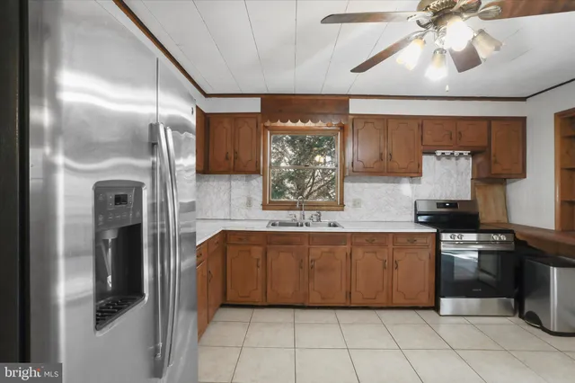 $439,900 | 9714 Crystal Falls Drive, Hagerstown, MD 21740