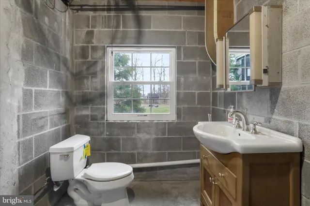 $439,900 | 9714 Crystal Falls Drive, Hagerstown, MD 21740