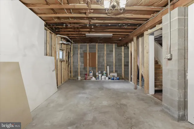 $439,900 | 9714 Crystal Falls Drive, Hagerstown, MD 21740