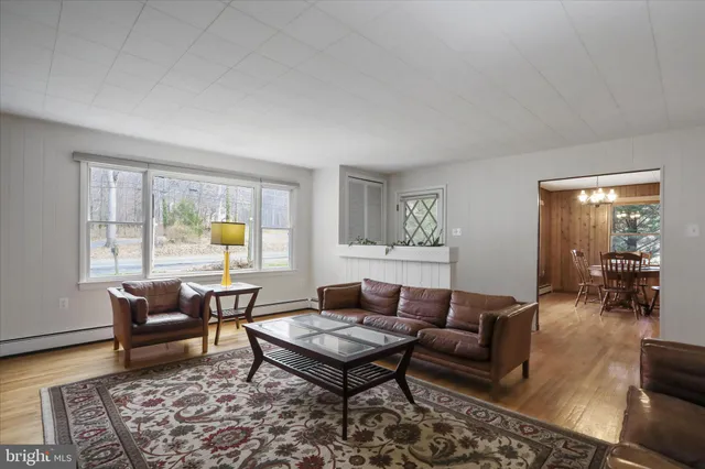 $439,900 | 9714 Crystal Falls Drive, Hagerstown, MD 21740