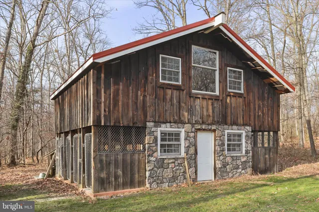 $439,900 | 9714 Crystal Falls Drive, Hagerstown, MD 21740