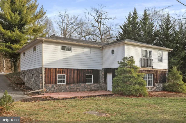 $439,900 | 9714 Crystal Falls Drive, Hagerstown, MD 21740