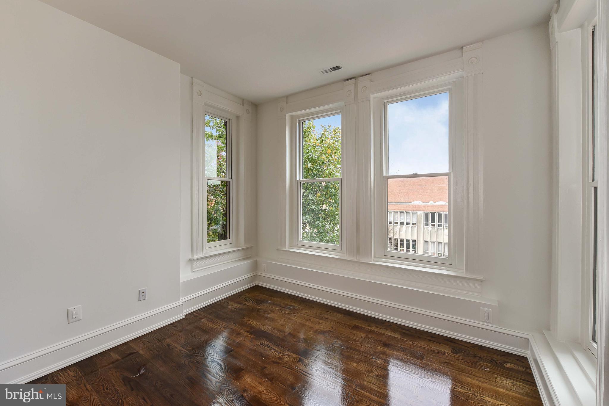 501 Seward Square Southeast, Unit 6 Washington, DC 20003 - Photo 17 of 32