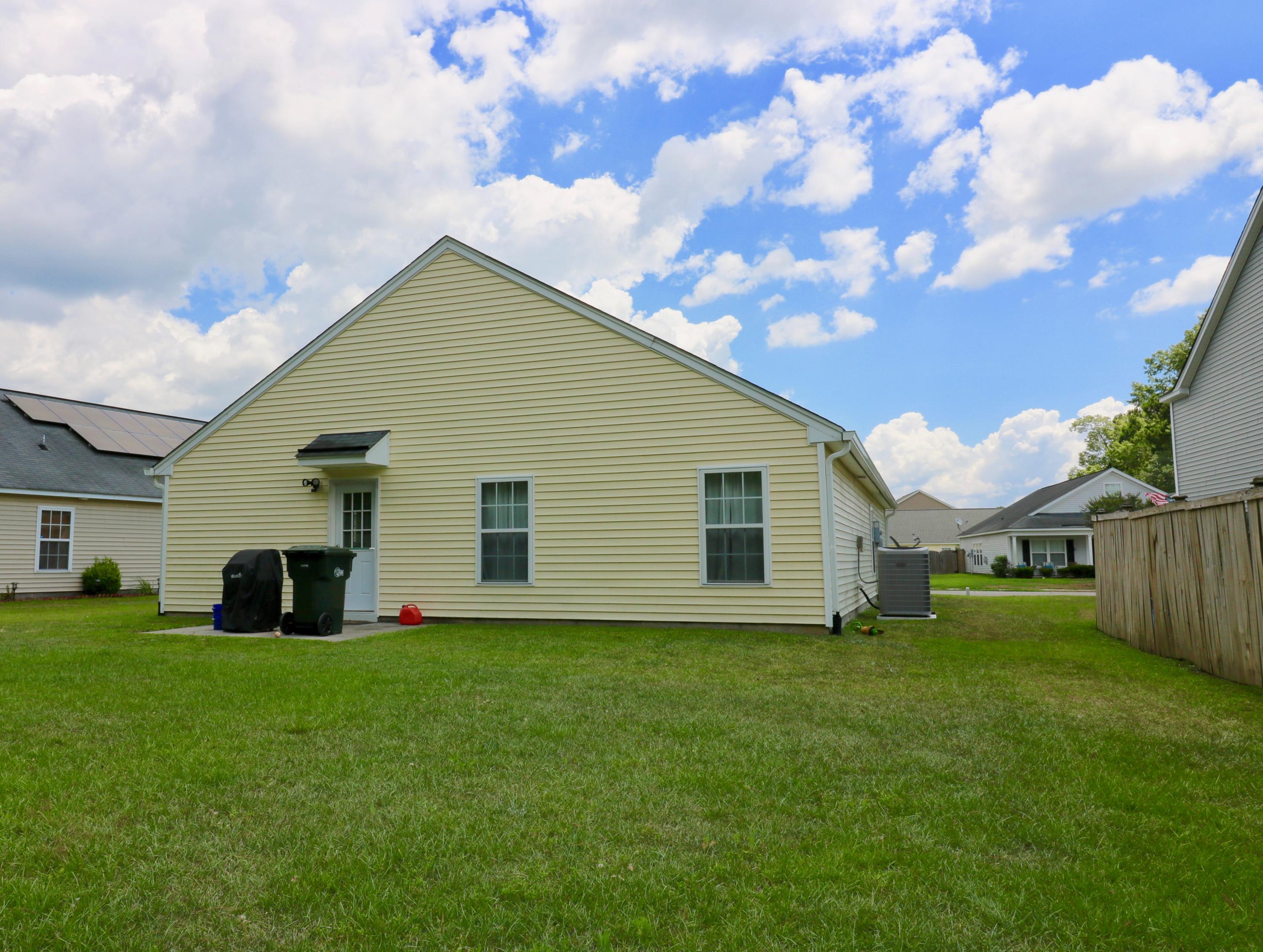 115 Thistle Road Goose Creek, SC 29445 - Photo 18 of 20 Backyard