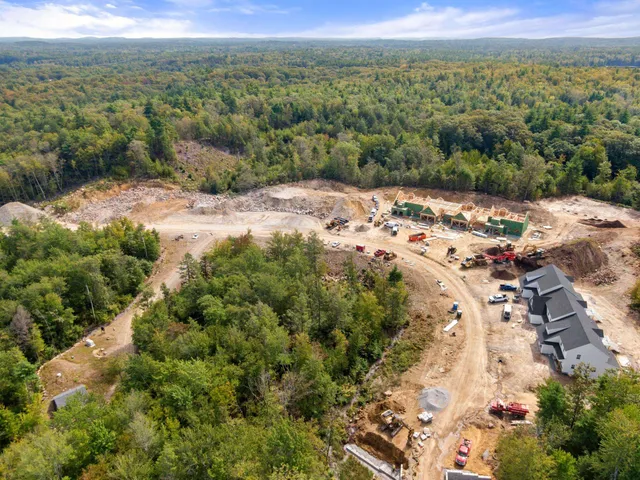 $654,900 | 65 Driftwood Circle, Unit 25, Sandown, NH 03873