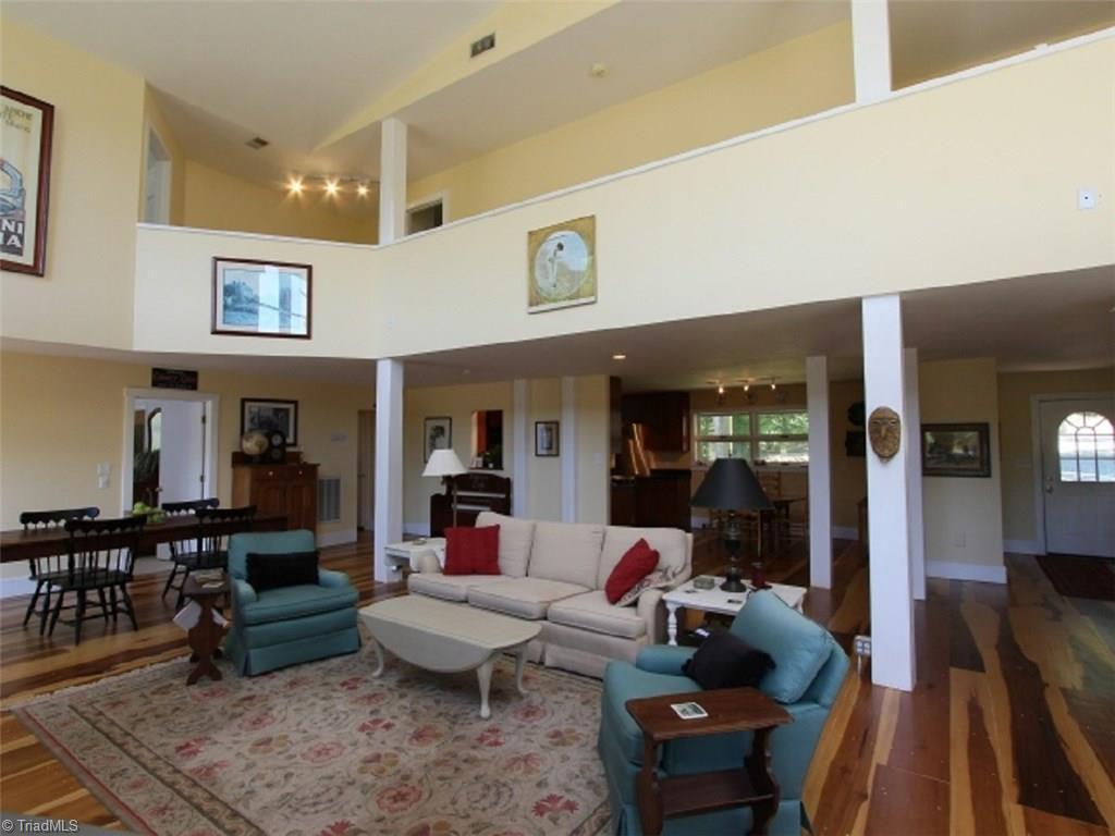 4706 A Thompson Mill Road Graham, NC 27253 - Photo 9 of 26 Gallery Image 9