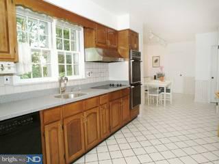670 Weadley Road Wayne, PA 19087 - Photo 4 of 6