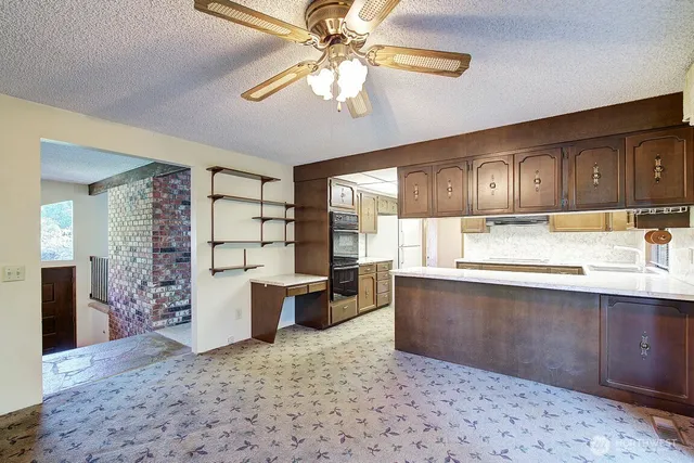 $3,295 | 19623 Southeast 216th Street, Maple Valley, WA 98038