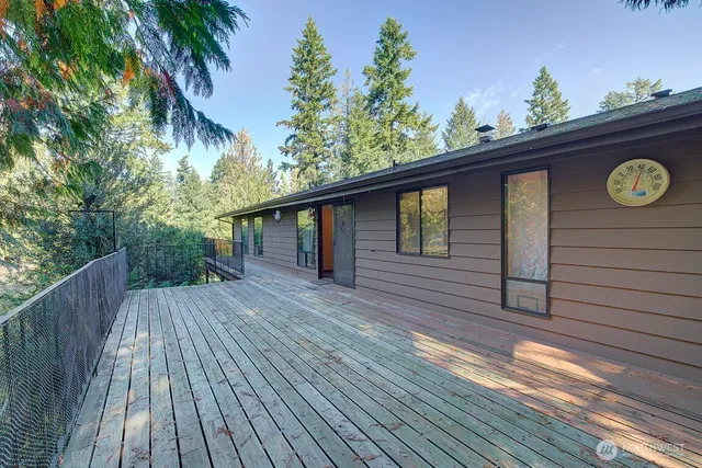 $3,295 | 19623 Southeast 216th Street, Maple Valley, WA 98038