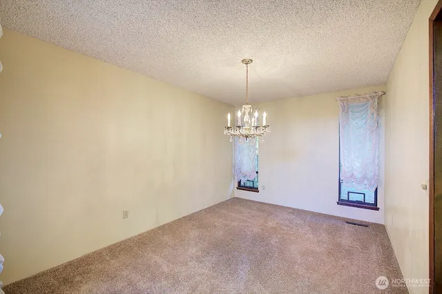 $3,295 | 19623 Southeast 216th Street, Maple Valley, WA 98038